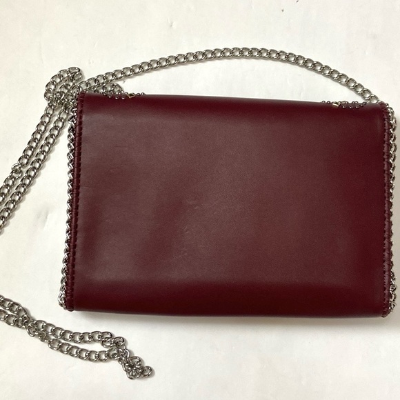 NWT Chelsea28 Burgundy Stem Clutch Crossbody - Picture 7 of 15